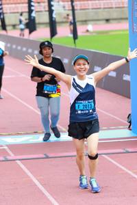 BIB: 2185, 2013
                            <button type="button" onclick="openModal(4646131)" class="btn btn-primary btn-sm float-right btn-popup" data-toggle="modal" data-target=".modal-high-quality">
                        <i class="fas fa-shopping-cart"></i> Add to Cart
                    </button>
                                            <button type="button" onclick="isThisMe(4646131, true)" class="btn btn-success btn-sm float-right btn-popup btn-isme hidden" data-toggle="tooltip" data-placement="bottom" title="นี่คือรูปของคุณใช่ไหม คลิกที่นี่เพื่อเอาเข้าอัลบั้ม">
                        <i class="fas fa-plus"></i> Add to album
                    </button>
                    <button type="button" onclick="isThisMe(4646131, false)" class="btn btn-warning btn-sm float-right btn-popup btn-isnotme hidden">
                        <i class="fas fa-ban"></i> Remove from album
                    </button>